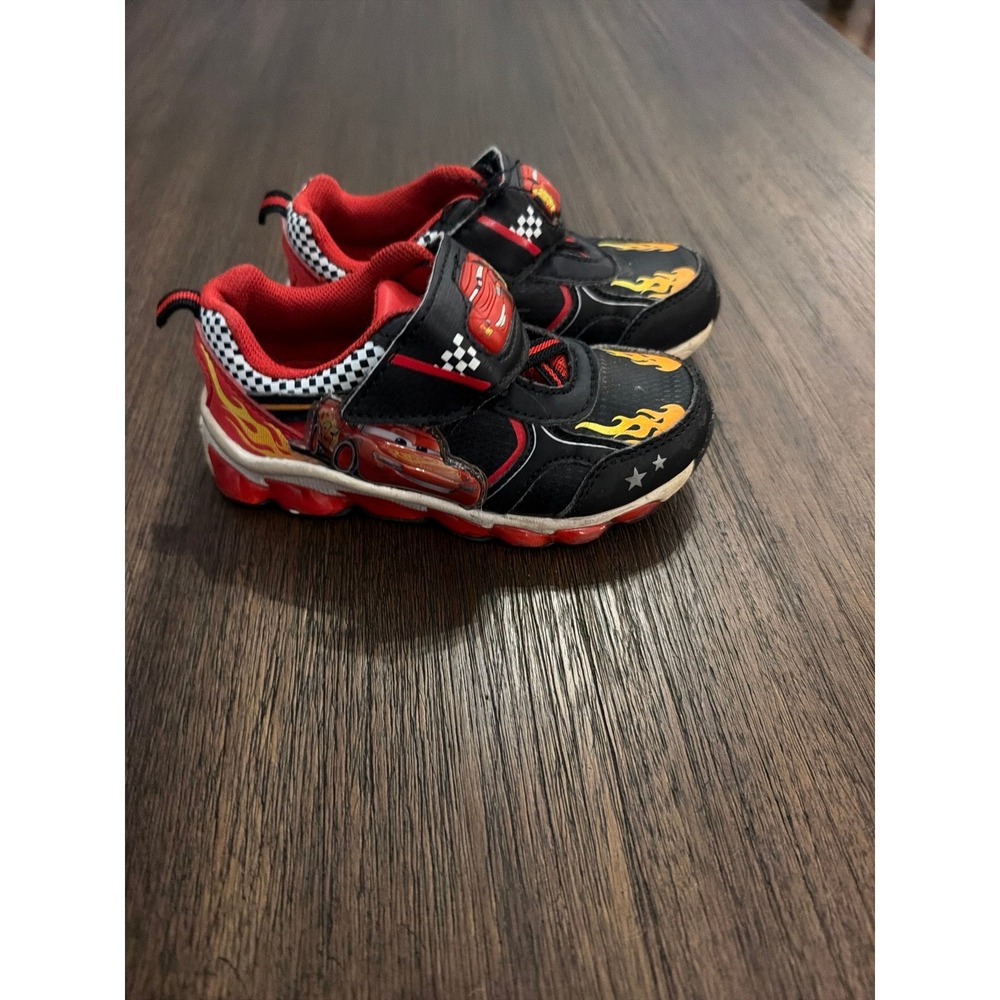 Disney Cars Lightning McQueen Kids Shoes Youth 8 Light Up